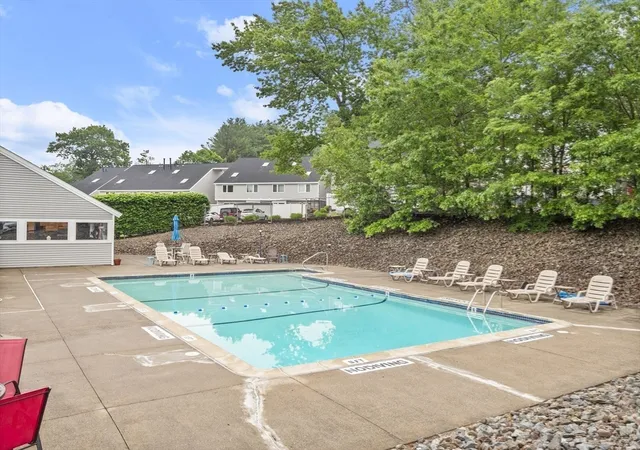Homes for sale in Leominster, MA | 36 Meadow Pond Drive, Leominster, MA 01453 | Houzeo
