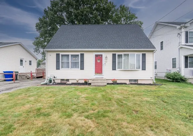 Homes for sale in Springfield, MA | 223 Mazarin St, Springfield, MA 01151 | MLS# 73546142