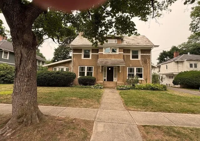 Photo 3 of Single family home for sale at 19 Wellesley Rd, Holyoke, MA 01040 | MLS# 73551688 | Listing updated on 2026-09-01