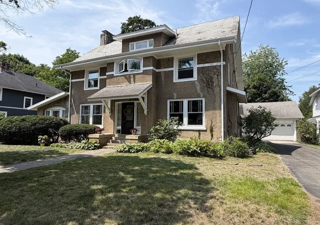 Photo 3 of Single family home for sale at 19 Wellesley Rd, Holyoke, MA 01040 | MLS# 73551688 | Listing updated on 2026-10-08