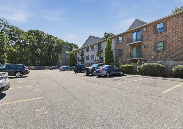 15th image of 80 Stanton Street #2, Worcester, MA 01605 | MLS# 73566674