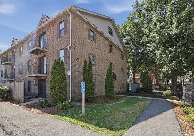 1st image of 80 Stanton Street #2, Worcester, MA 01605 | MLS# 73566674