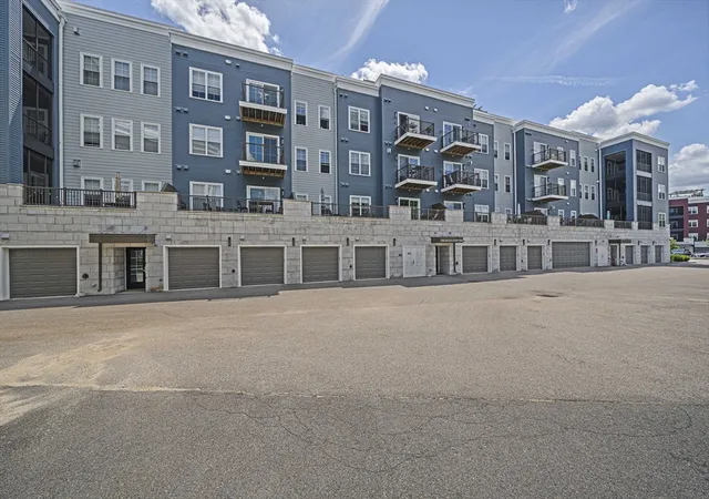Homes for sale in Canton, MA | 1 Revolution Way #104, Canton, MA 02021 | MLS# 73538196