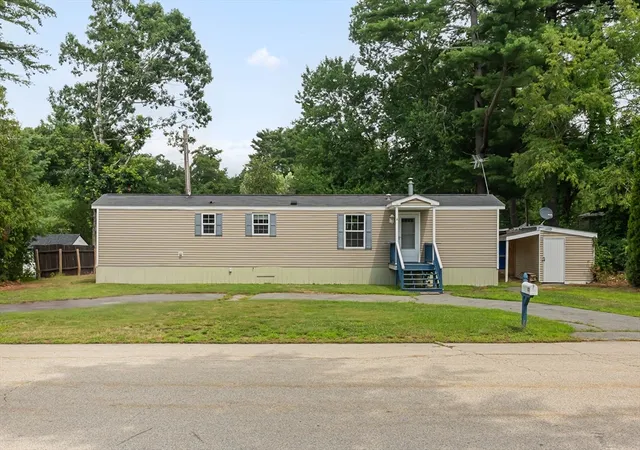 1st image of 11 Humes, Webster, MA 01570 | MLS# 73554182
