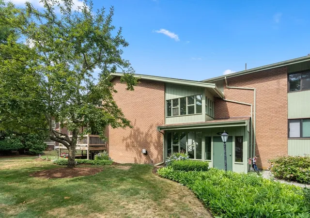 1st image of 980 Plain St #14, Marshfield, MA 02050 | MLS# 73553919