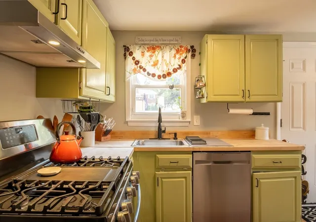 Photo 3 of Sale Pending at 73 Jefferson Street #73, North Andover, MA 01845 | MLS# 73567031 | Listing updated on 2026-09-17