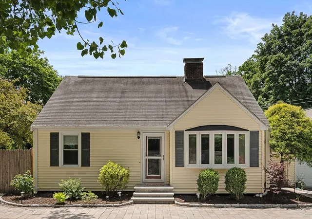 1st image of 389 Commonwealth Rd, Wayland, MA 01778 | MLS# 73542024