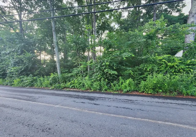 1st image of 20 Lakeside Ave, Webster, MA 01570 | MLS# 73554667