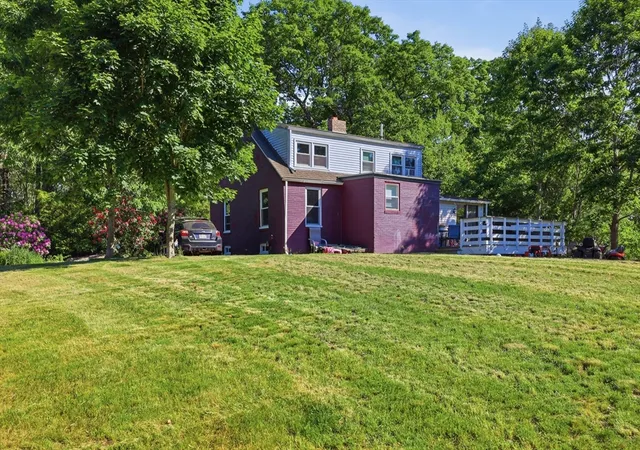 Homes for sale in Athol, MA | 112 South Royalston Road, Athol, MA 01331 | MLS# 73534458