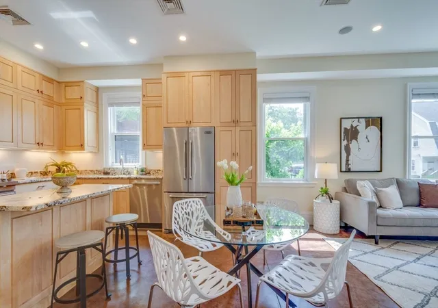 Photo 4 of Condo for sale at 10 Boylston Pl #10, Jamaica Plain, MA 02130 | MLS# 73565152 | Listing updated on 2026-09-06