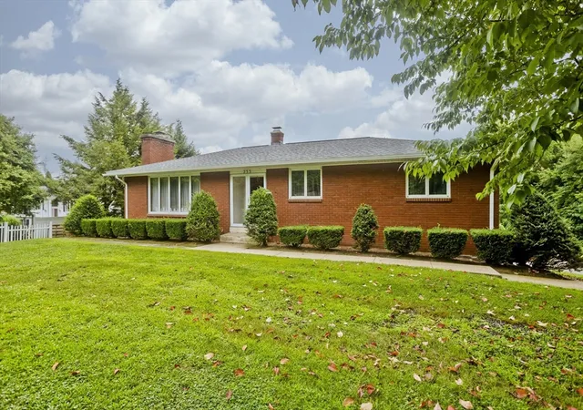 Photo 3 of Sale Pending at 233 Lathrop St, South Hadley, MA 01075 | MLS# 73565884 | Listing updated on 2026-09-17