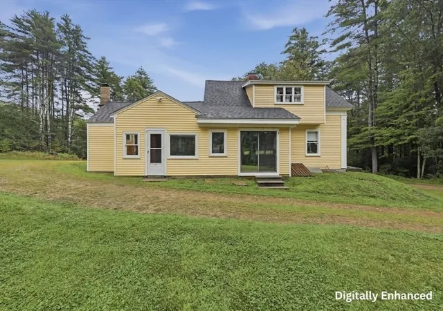 Photo 4 of Single family home for sale at 5 Meadowbrook Rd, Amesbury, MA 01913 | MLS# 73561394 | Listing updated on 2026-09-29