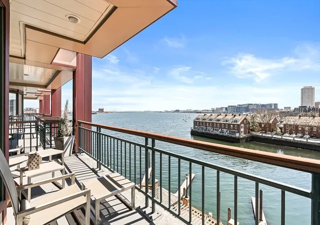1st image of 40 Battery St #306, Boston, MA 02109 | MLS# 73524994