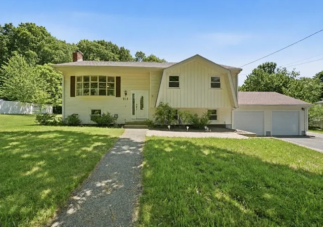 Homes for sale in Bellingham, MA | 218 Blackstone St, Bellingham, MA 02019 | MLS# 73527032