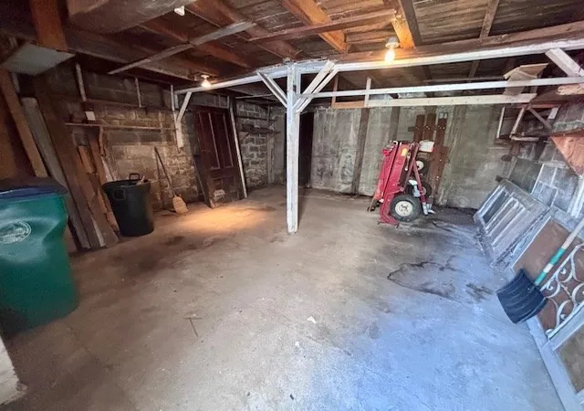 28th image of 41 Mount Vernon St, Lowell, MA 01854 | MLS# 73563204