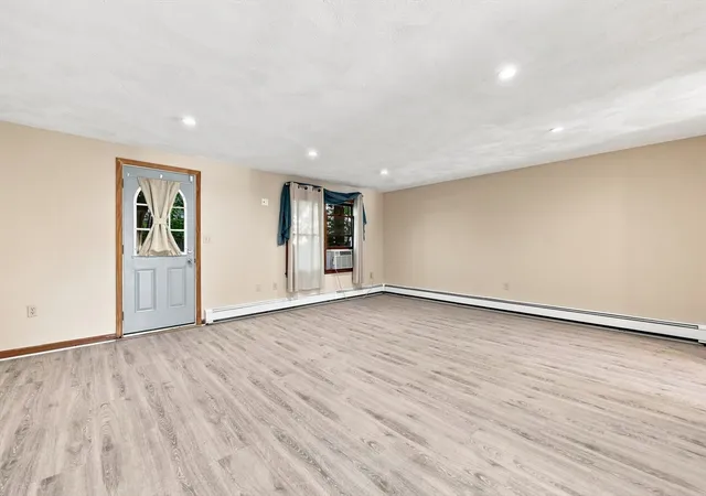5th image of 198 Elm St, Marlborough, MA 02169