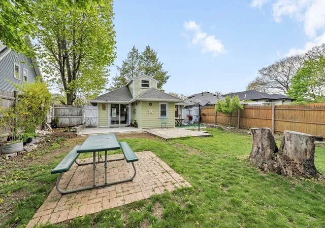 Homes for sale in Medford, MA | 15 Murray Hill Rd, Medford, MA 02155 | MLS# 73514277