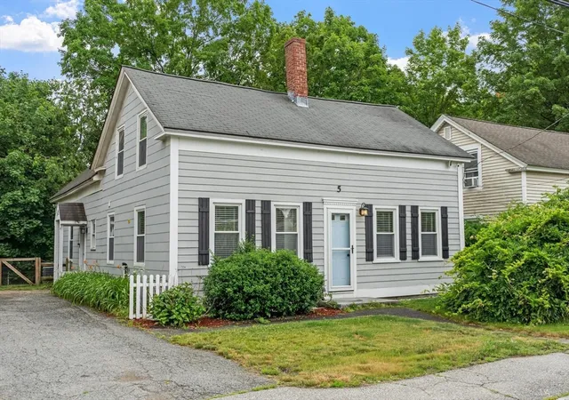 Homes for sale in Pepperell, MA | 5 Mill St, Pepperell, MA 01463 | MLS# 73542453