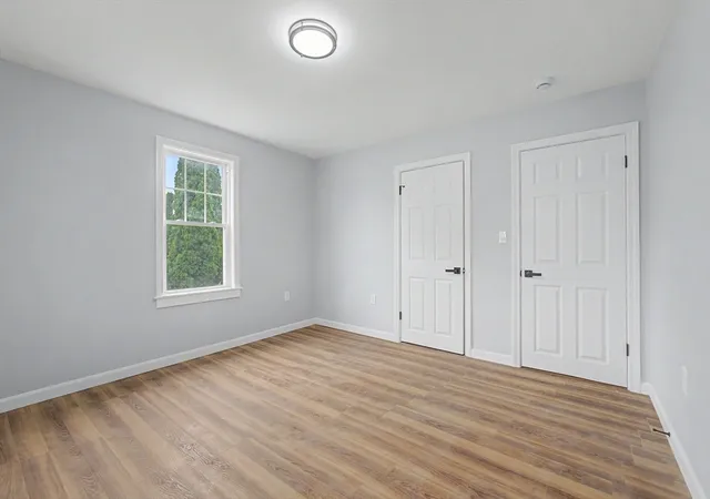 5th image of 298 King St, Fall River, MA 02724 | MLS# 73541842