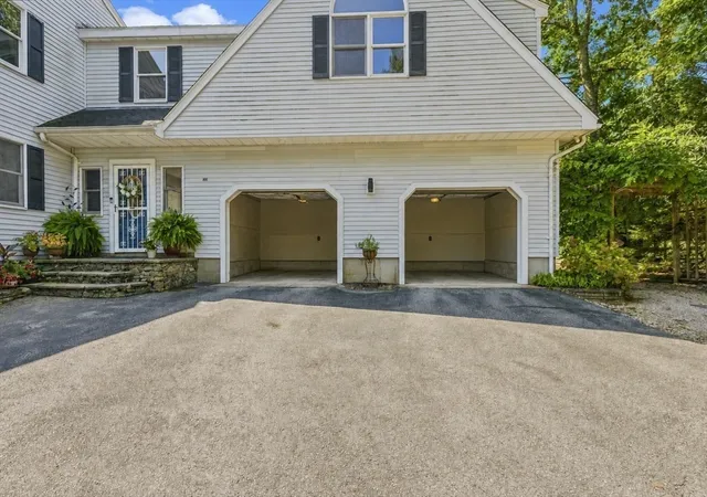 Photo 3 of Single family home for sale at 36 Pine Street, Berkley, MA 02779 | MLS# 73568848 | Listing updated on 2026-09-13