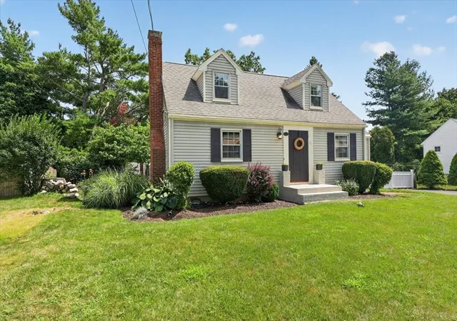 Photo 3 of Single family home for sale at 39 Gerard Rd, Norwell, MA 02061 | MLS# 73562563 | Listing updated on 2026-10-04