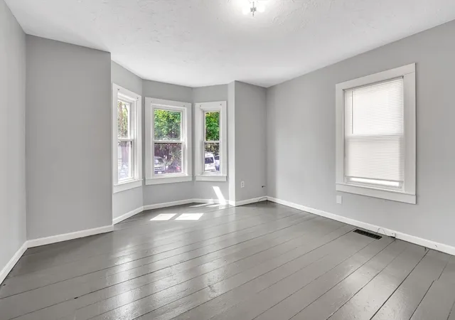 Listing Photo 3 - Condo for sale in building located at 28 Institute St, Fitchburg, MA 01420