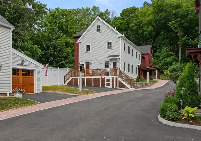 Homes for sale in Ipswich, MA | 83 High Street #4, Ipswich, MA 01938 | MLS# 73541944