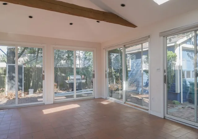 4th image of 24 Cherry St, Gloucester, MA 01930