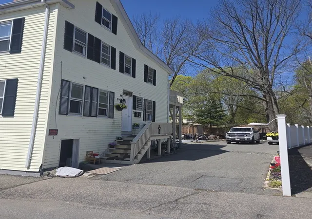 5th image of 90 School St, Watertown, MA 02472
