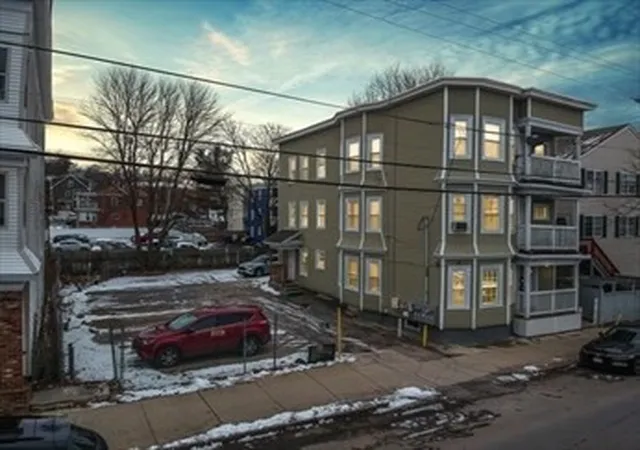 4th image of 263-265 Water St, Lawrence, MA 01841 | MLS# 73541620