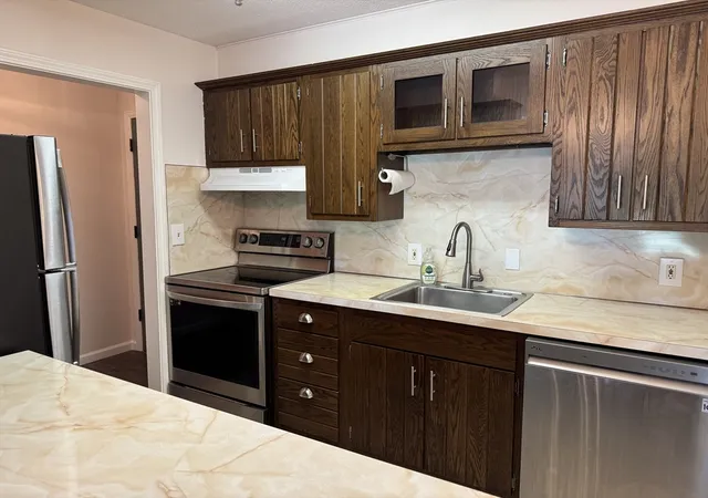 5th image of 324 Russell Road #109, Westfield, MA 01085 | MLS# 73527833