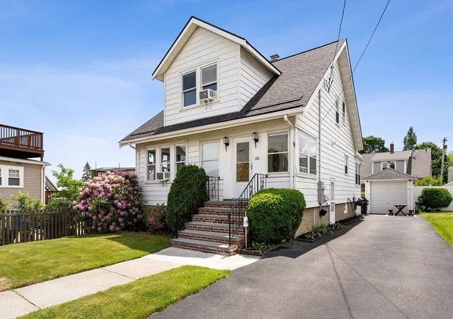 Homes for sale in Quincy, MA | 101 Bayfield Rd S, Quincy, MA 02171 | MLS# 73549301