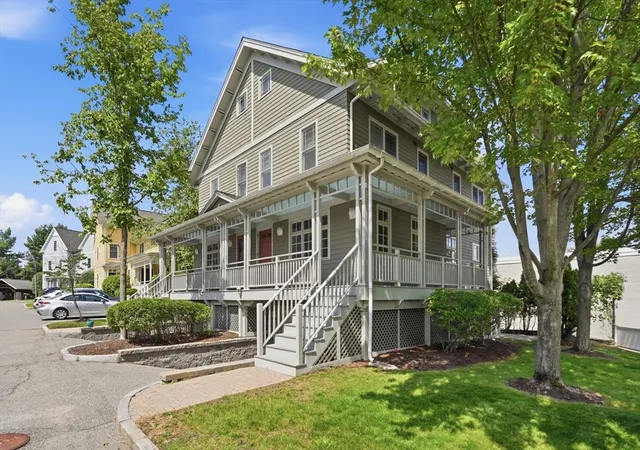 2nd image of 1 Russell Pl #1, Arlington, MA 02474 | MLS# 73567914