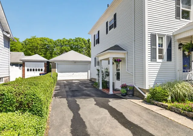 4th image of 119 Plymouth St, New Bedford, MA 02740 | MLS# 73527080