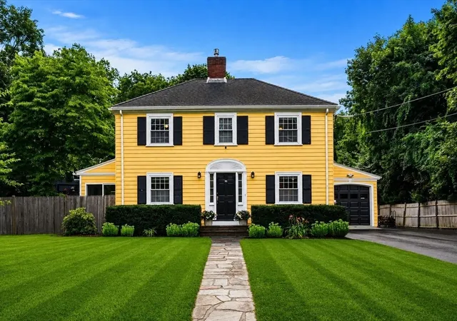1st image of 95 High St, Andover, MA 01810 | MLS# 73559269