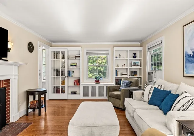 4th image of 95 High St, Andover, MA 01810 | MLS# 73559269