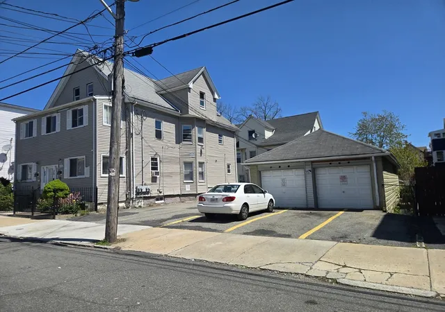 1st image of 73 Francis St, Everett, MA 02149 | MLS# 73522377