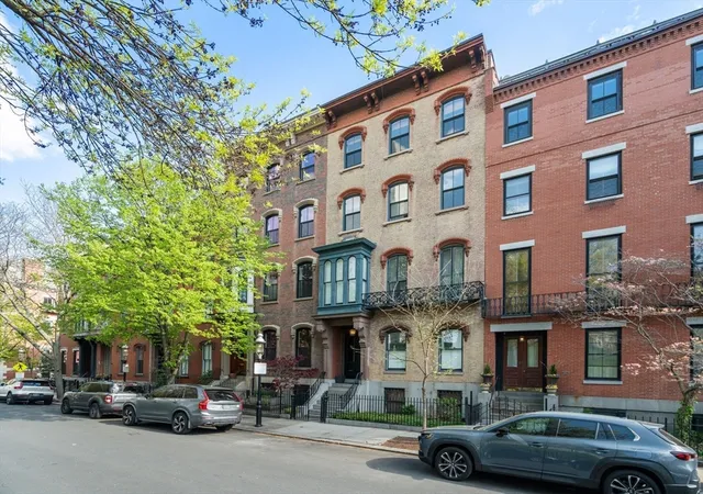 Homes for sale in Boston, MA | 17 Monument Square #2, Boston, MA 02129 | MLS# 73517197