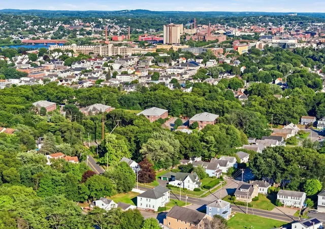 20th image of 28 E Meadow Rd, Lowell, MA 01854 | MLS# 73559783