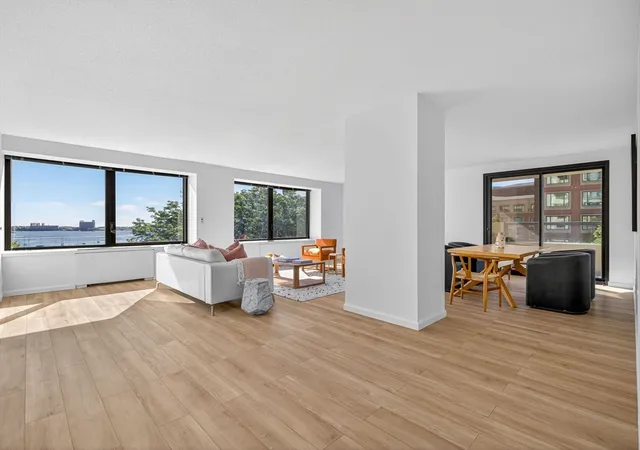 1st image of 65 East India Row #6F, Boston, MA 02110 | MLS# 73424796