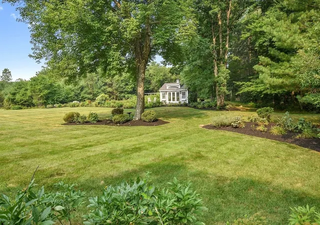 39th image of 82 Bellingham Rd, Blackstone, MA 01504 | MLS# 73553075