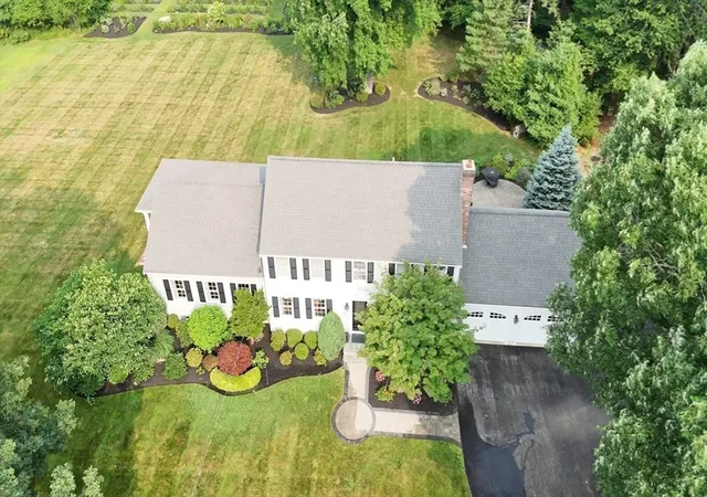 Photo 3 of Single family home for sale at 82 Bellingham Rd, Blackstone, MA 01504 | MLS# 73553075 | Listing updated on 2026-09-21