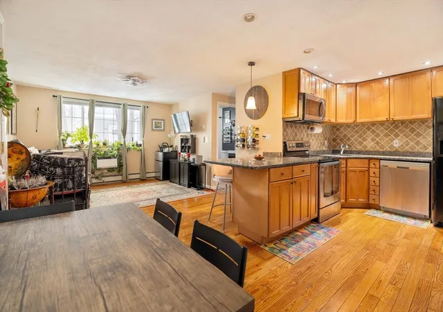Condominium at 12 Woodland St #21, Everett, MA 02149 | MLS# 73336827 | | Sold on 2025-03-28