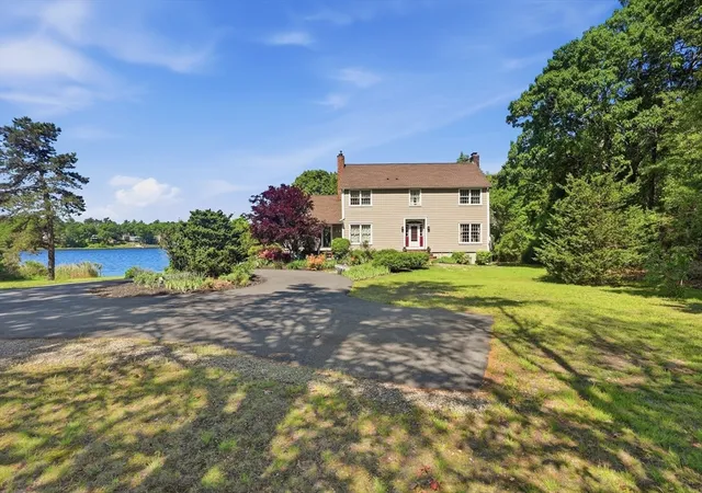 3rd image of 11 Jeffrey Lane, Assonet, MA 02702 | MLS# 73531480