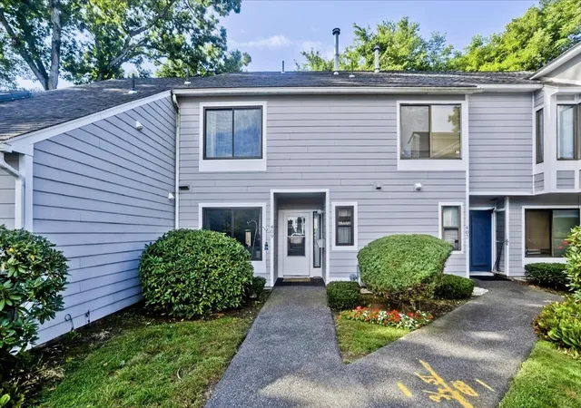 Photo 2 of Sale Pending at 409 Nassau Dr #409, Springfield, MA 01129 | MLS# 73569283 | Listing updated on 2026-08-29
