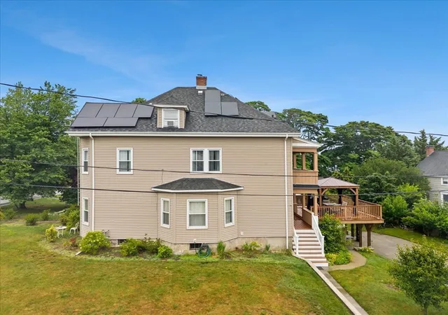 Homes for sale in Somerset, MA | 2118 Riverside Ave, Somerset, MA 02726 | MLS# 73546955