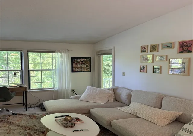 Homes for sale in Natick, MA | 2 Squire Ct #8, Natick, MA 01760 | MLS# 73535522