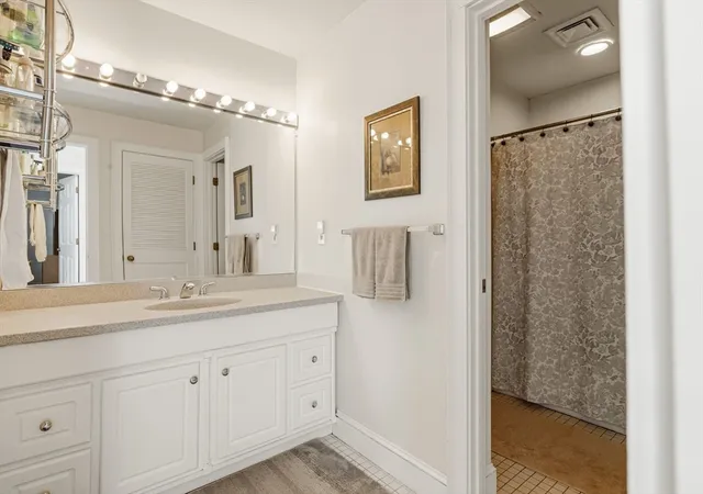 2nd image of 48 Kent St, Newburyport, MA 01950
