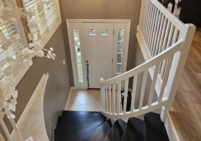 Homes for sale in Hopkinton, MA | 10 Paul Revere Path #10, Hopkinton, MA 01748 | MLS# 73547623