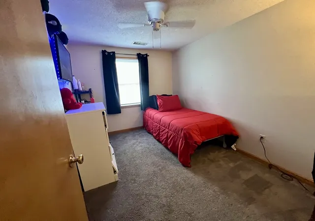 Listing Photo 2 - Condo for sale in building located at 46-48 Kent Rd, Springfield, MA 01129 - Unit #